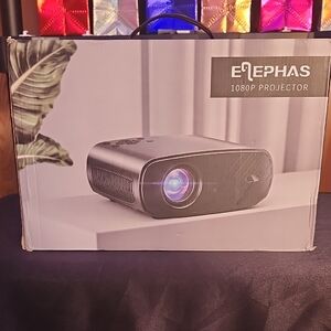 1080P Projector - Black and Gray